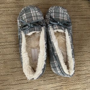 Airwalk little girls moccasin shoes sz 13